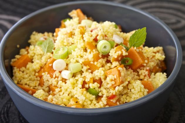 ovenschotel couscous, zoete aardappel, paprika, couscous
