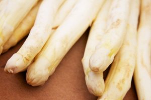 Witte asperges