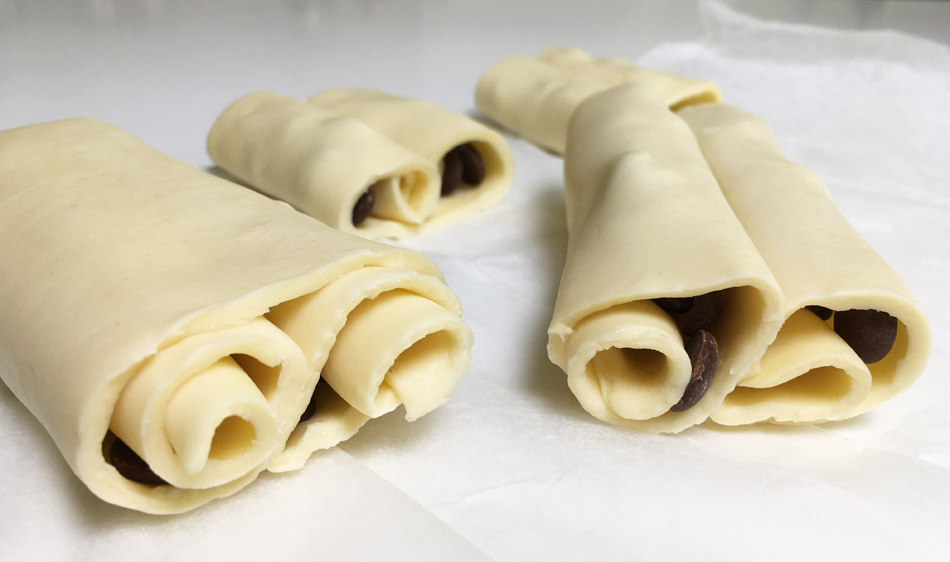 chocoladebroodjes maken met kant-en-klaar bladerdeeg