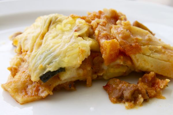 Lasagne met groenten en vegan 'kaassaus'
